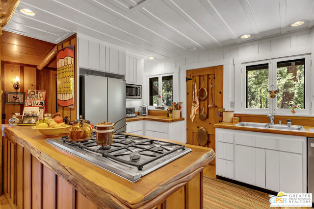 Image 28 of 70 For 25100 Indian Rock Road