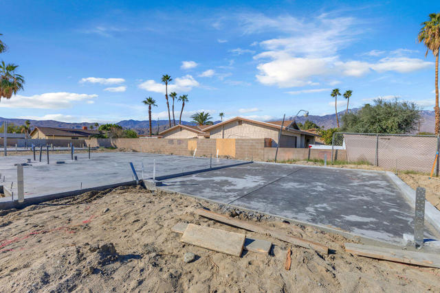 68855 Ortega Road, Cathedral City CA: https://media.crmls.org/mediaz/15471675-2d75-405b-9ba6-a68316dad180.jpg