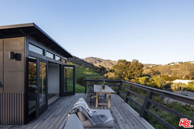Image 23 of 34 For 6009 Bonsall Drive