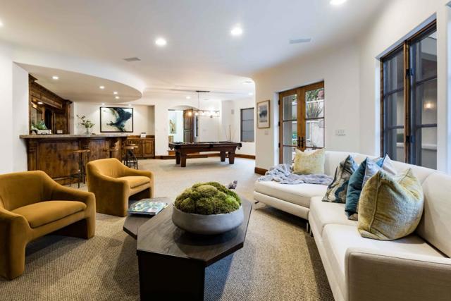 8 Reyna Place, Menlo Park CA: https://media.crmls.org/mediaz/154825a0-5bd8-4b96-b126-544ccdd60e0f.jpg