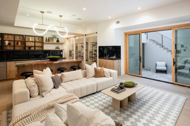 1307 University Avenue, Palo Alto CA: https://media.crmls.org/mediaz/15490308-deb6-457d-bcd0-2774616fbd10.jpg