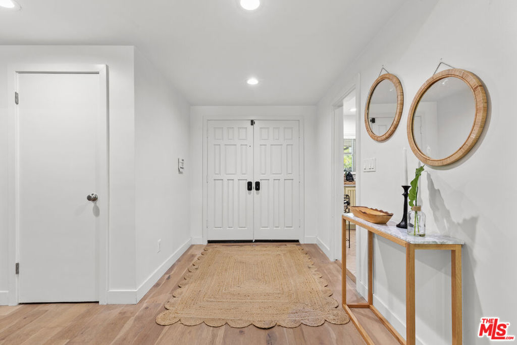 MLS #26857443 image #2