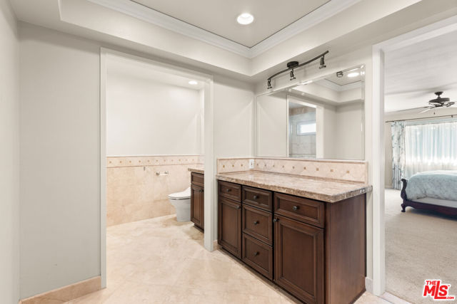 17992 Huntington Circle, Villa Park CA: https://media.crmls.org/mediaz/154a3565-40e5-4a76-a0bf-4e2538e3f5b4.jpg