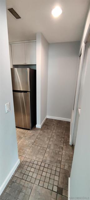 Image 7 of 12 For 701 Kettner Blvd  95