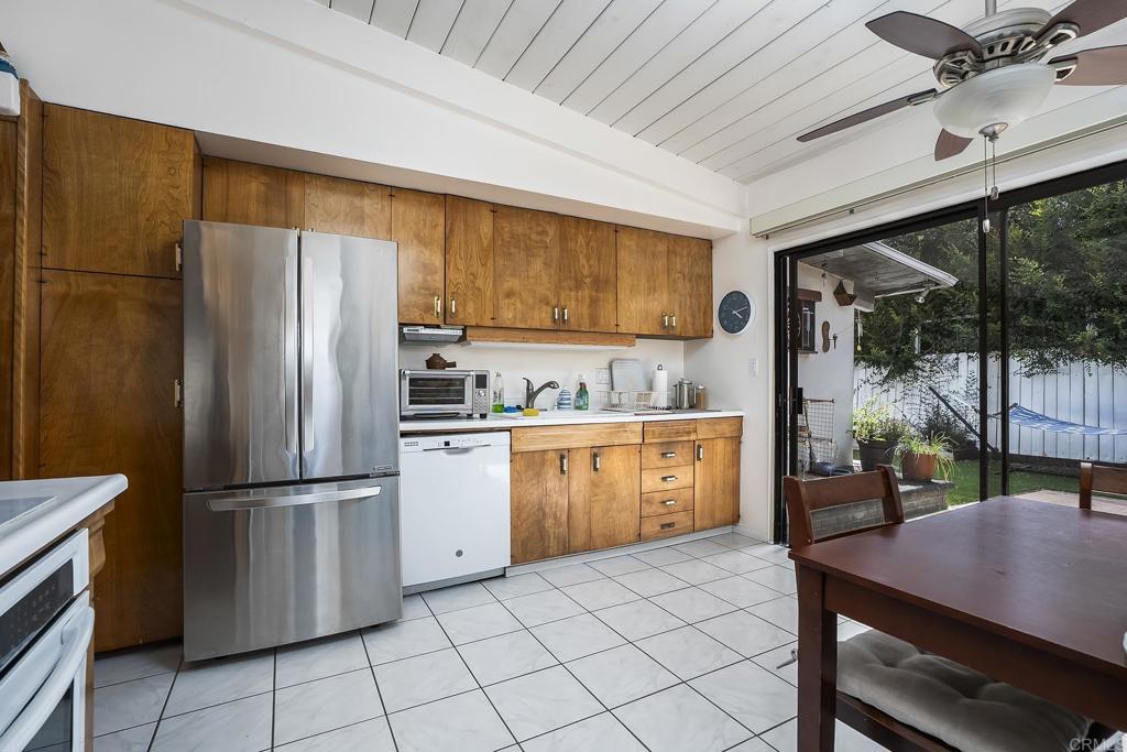 3026 Poinsettia Dr - photo 15