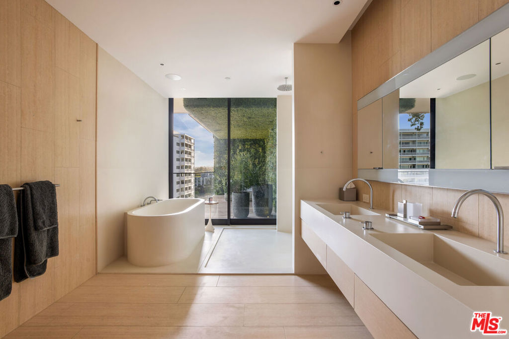 MLS #25590657 image #12