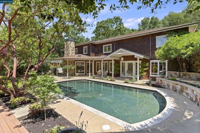 1754 Reliez Valley Rd, Lafayette CA: https://media.crmls.org/mediaz/154c281c-b525-4ab9-bdda-5bda925863c5.jpg