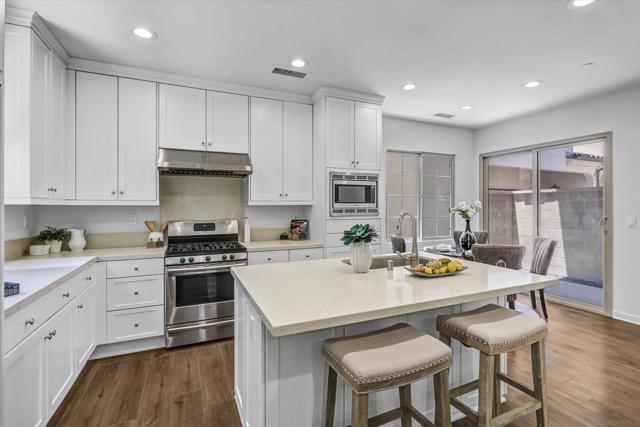 71 Kestrel, Irvine CA: https://media.crmls.org/mediaz/154c6be6-684c-448d-b40d-d8b00b033935.jpg