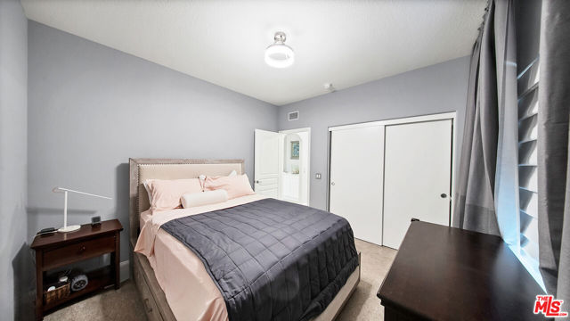19638 Kilfinan Street, Porter Ranch CA: https://media.crmls.org/mediaz/154d6b5c-446e-4772-a8ca-f3fc986bf25b.jpg