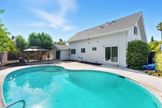 1640 Amhurst Way, Concord CA: https://media.crmls.org/mediaz/154e84c1-7e2d-4a10-aaca-4a79221d3c95.jpg