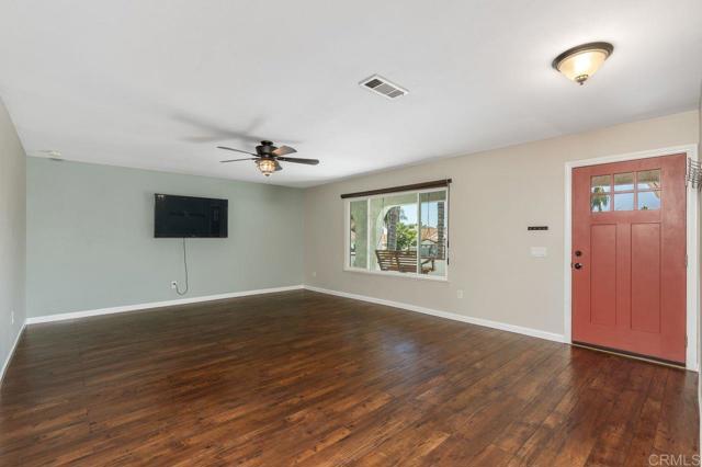 Image 8 of 42 For 22874 Canyon Lake Drive