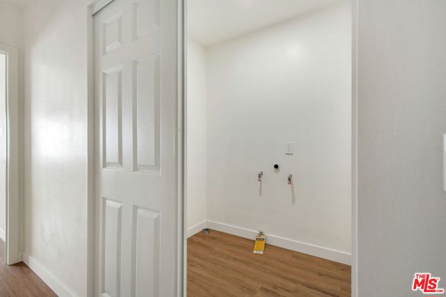 4325 W 58th Place, Los Angeles CA: https://media.crmls.org/mediaz/154f995e-3c5d-4737-bd7a-1b7059b959df.jpg