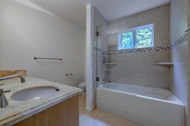 740 Loma Prieta Drive, Aptos CA: https://media.crmls.org/mediaz/154fab79-7ab1-461e-8670-f0c56c21161b.jpg