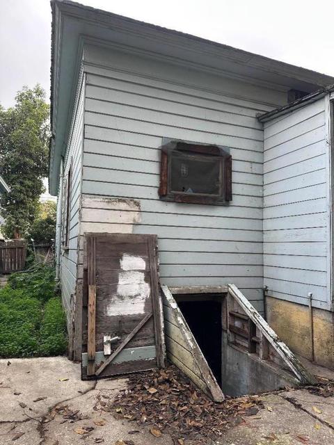 417 E Saint James Street, San Jose CA: https://media.crmls.org/mediaz/154fec66-82ba-4f80-90bb-944140869a71.jpg