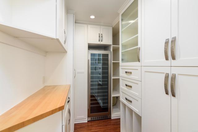 1325 Pacific Highway, San Diego CA: https://media.crmls.org/mediaz/155032d8-3f9a-487a-b0e2-9a70be94b1a4.jpg