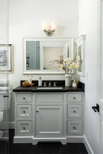 115 Toyon Court, Woodside CA: https://media.crmls.org/mediaz/15523773-916a-42d1-a255-ea7307e6ade0.jpg