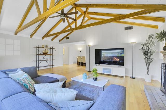 667 Cuesta Drive, Los Altos CA: https://media.crmls.org/mediaz/1552a66f-00dc-4fe0-a3d3-8642f830135c.jpg