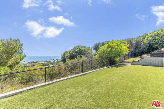 18048 Blue Sail Drive, Pacific Palisades, California 90272, 4 Bedrooms Bedrooms, ,3 BathroomsBathrooms,Single Family Residence,For Sale,Blue Sail,24412747