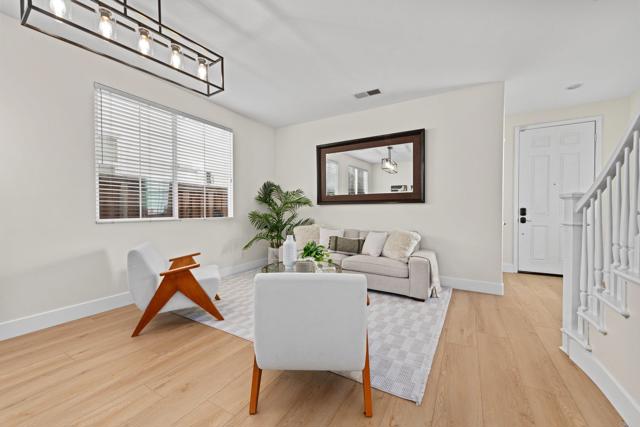 Detail Gallery Image 13 of 50 For 1717 Thorley Way, San Marcos,  CA 92078 - 4 Beds | 2/1 Baths