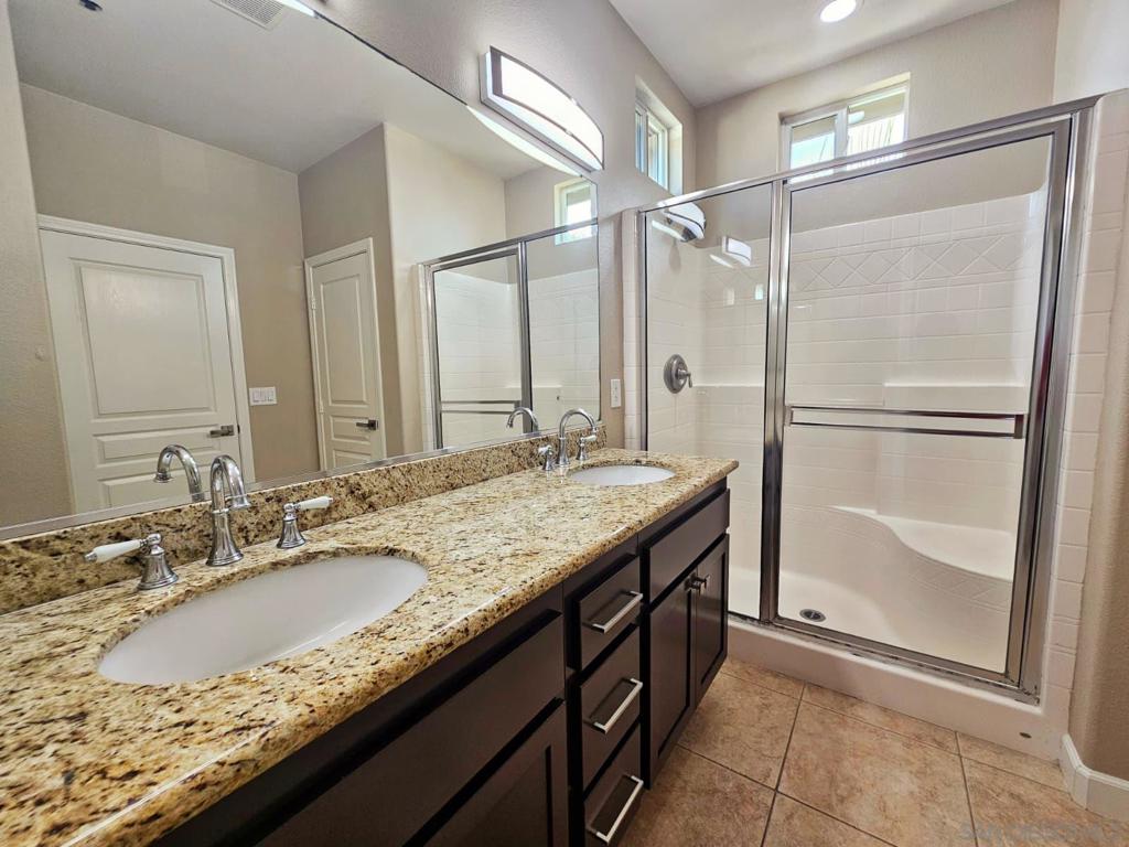 MLS #250043077SD image #10