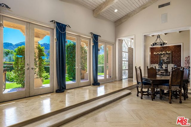 71150 N Thunderbird Terrace, Rancho Mirage CA: https://media.crmls.org/mediaz/1555779d-6be6-427d-9243-c74aa353854a.jpg