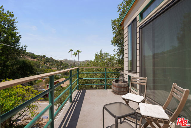 1212 Fernwood Pacific Drive, Topanga CA: https://media.crmls.org/mediaz/1555b238-a92c-454e-9e34-956811fcd48f.jpg
