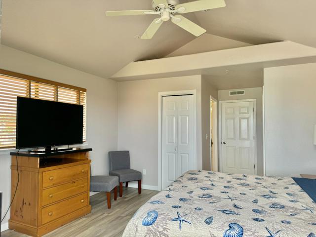 522 Seascape Resort Drive, Aptos CA: https://media.crmls.org/mediaz/1556e560-38a4-4c00-aa19-eee3f4682c12.jpg