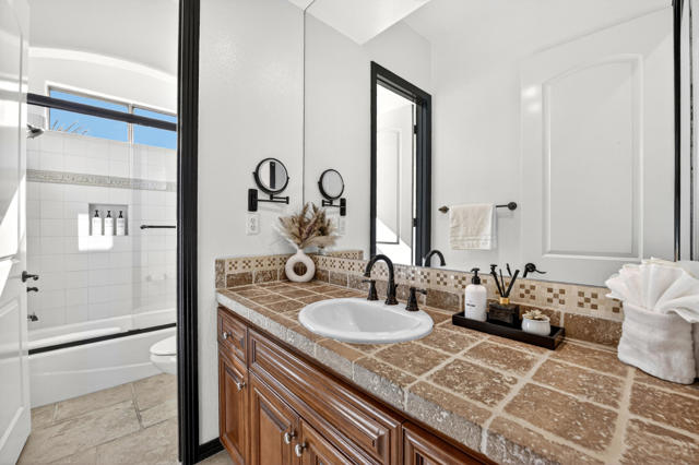 Image 22 of 56 For 48789 Cascade Street