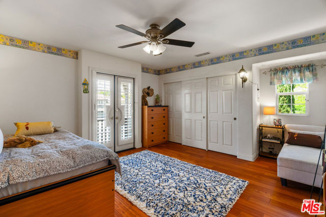 2321 Sunny Point Street, Thousand Oaks CA: https://media.crmls.org/mediaz/1557123b-9dad-4a44-9289-6bcf5d083ece.jpg