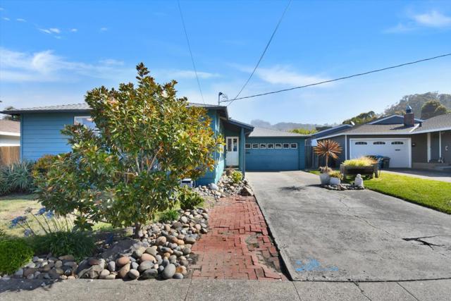 847 Arguello Boulevard, Pacifica CA: https://media.crmls.org/mediaz/1558462e-0736-4b09-bb09-68f917924223.jpg