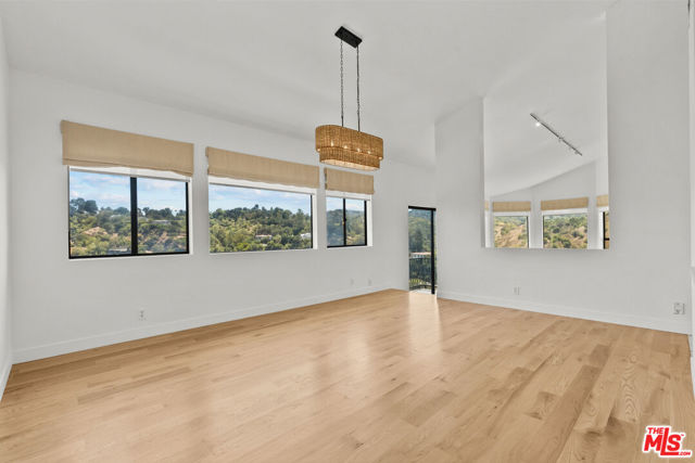 3665 ALTA MESA Drive photo 17