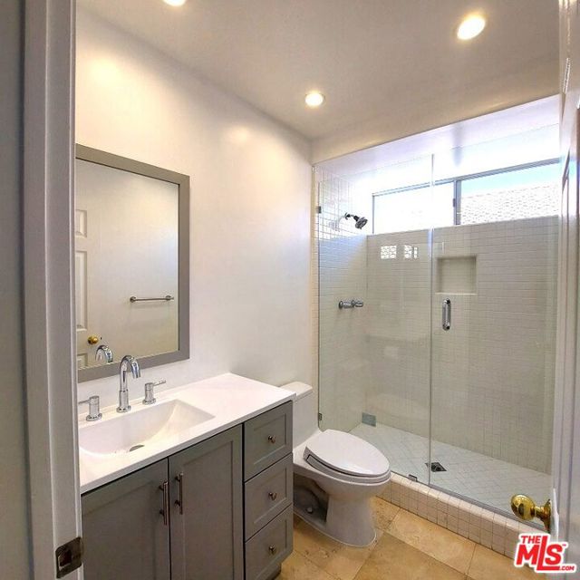 4342 Park Verdi, Calabasas CA: https://media.crmls.org/mediaz/1559222c-2feb-490f-9020-d8aa7947a3d5.jpg