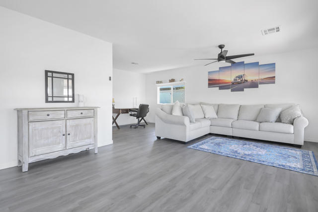 39780 Black Mesa Lane, Palm Desert CA: https://media.crmls.org/mediaz/1559650a-1e0d-460d-bc63-b111b3454df8.jpg