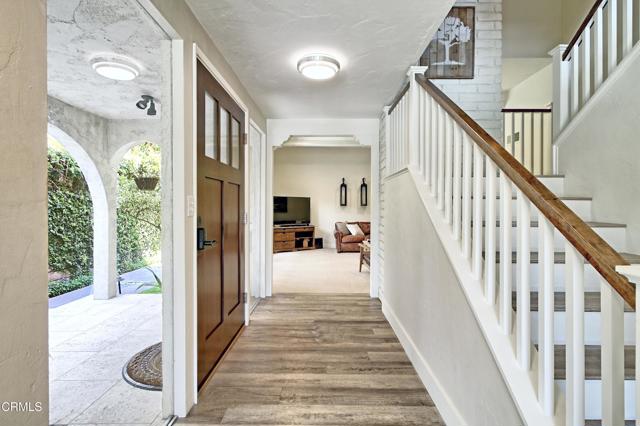 2965 Surfrider Avenue, Ventura CA: https://media.crmls.org/mediaz/15598eb4-13aa-48c0-bdc3-54f3b75301bb.jpg