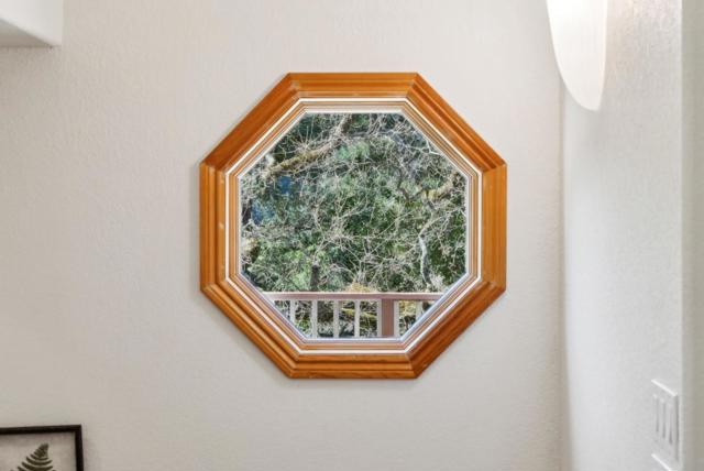 21386 Sunnyside Road, Los Gatos CA: https://media.crmls.org/mediaz/155a62b3-bb0c-43d4-a050-7ed3f4627b84.jpg