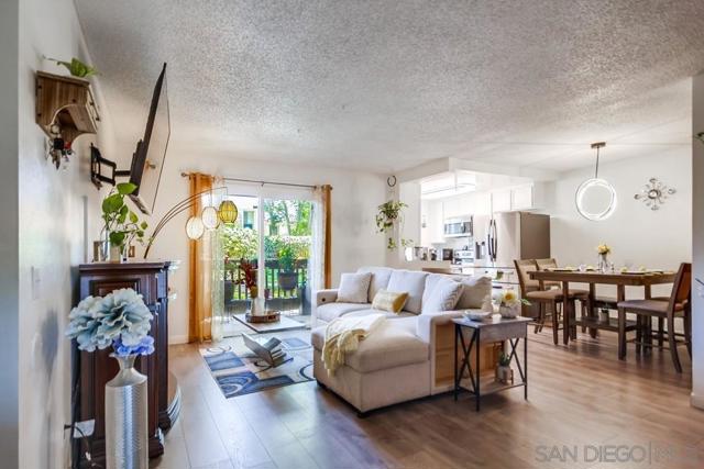5350 Baltimore Drive, La Mesa CA: https://media.crmls.org/mediaz/155b3173-e502-4f03-9634-386d9fc7ebe4.jpg