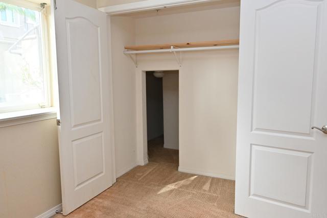 Detail Gallery Image 14 of 39 For 4035 Bluff View Way, Carlsbad,  CA 92008 - 4 Beds | 2/1 Baths