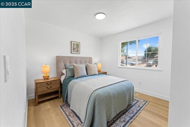 5040 Silverado Dr, Fairfield CA: https://media.crmls.org/mediaz/155c34a3-4c6d-421d-8596-5cc0a0ada5d1.jpg