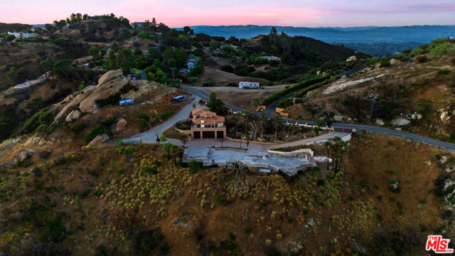 23010 Saddle Peak Road photo 48