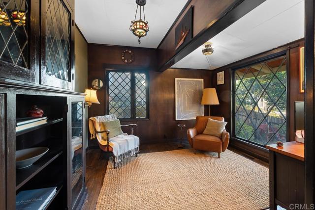 Detail Gallery Image 3 of 41 For 2847 Broadway, San Diego,  CA 92102 - 4 Beds | 4 Baths