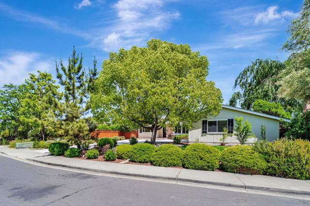1536 Saint Helena Drive, Danville CA: https://media.crmls.org/mediaz/155f014a-f177-47b3-851c-0d276e8d524c.jpg
