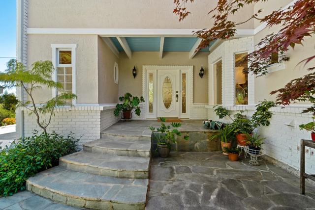 7919 Empire Grade, Santa Cruz CA: https://media.crmls.org/mediaz/155f3df9-4d31-458c-8997-e715cdb18357.jpg