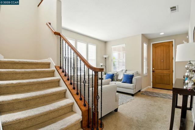 35 Belluno Dr, Stockton CA: https://media.crmls.org/mediaz/155ff727-b784-4639-9e94-cdbcb3baf323.jpg