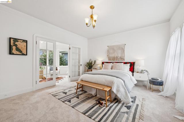 Image 17 of 39 For 534 Mira Vista Ave