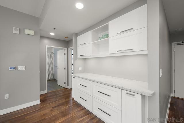575 6th Avenue, San Diego CA: https://media.crmls.org/mediaz/15602c3f-344c-4596-bf6c-f765a126fd34.jpg