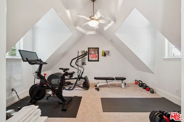 4714 Balboa Avenue, Encino CA: https://media.crmls.org/mediaz/156162ff-d73c-46b8-983f-394dd8699b2c.jpg