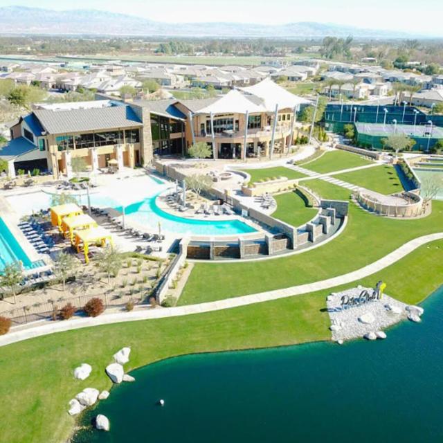 82420 Round Valley Drive, Indio CA: https://media.crmls.org/mediaz/1562cc47-c4dc-41f7-b24f-205aec074e6f.jpg