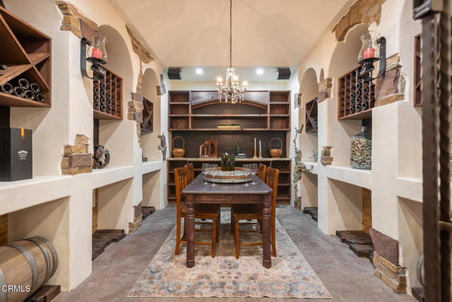 Detail Gallery Image 35 of 50 For 5065 Indianola Way, La Canada Flintridge,  CA 91011 - 5 Beds | 5/2 Baths