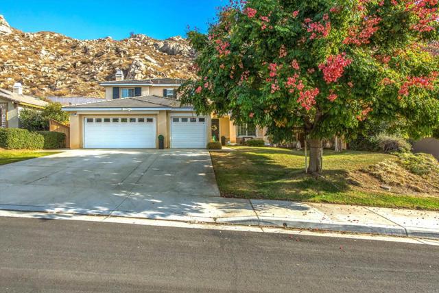 Detail Gallery Image 3 of 32 For 16478 Spirit Rd, Moreno Valley,  CA 92555 - 5 Beds | 3 Baths
