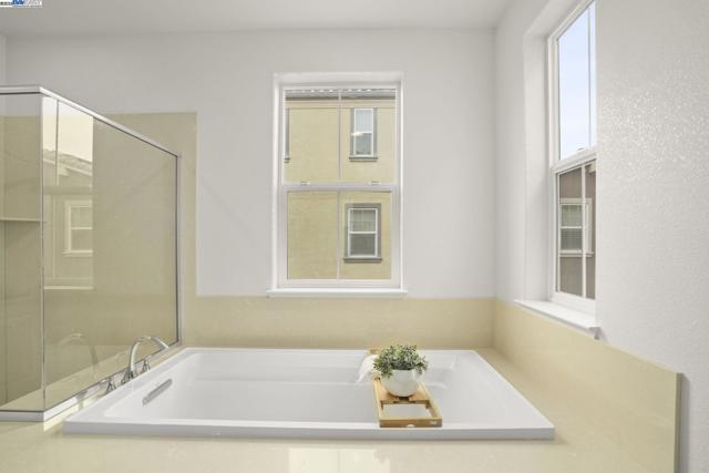 3105 Vittoria Loop, Dublin CA: https://media.crmls.org/mediaz/156550b2-62a2-4929-be66-42f200af34df.jpg